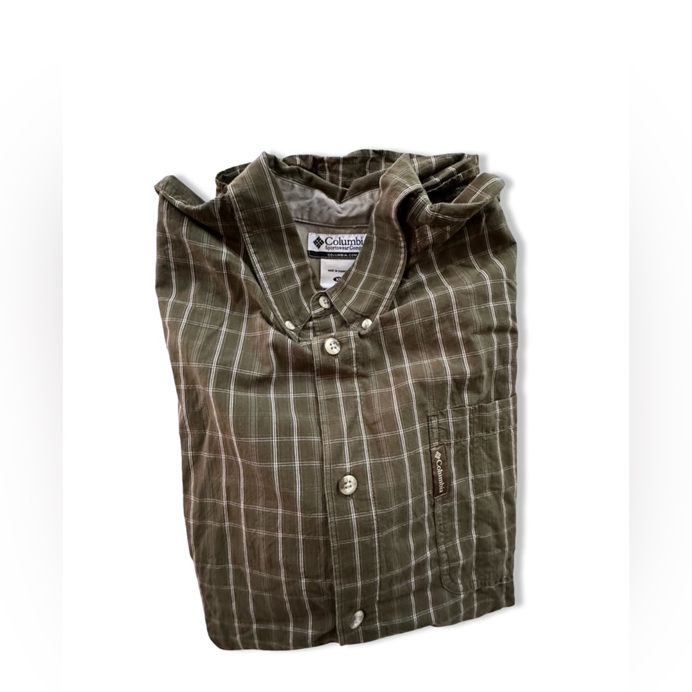 Columbia Green Button Up